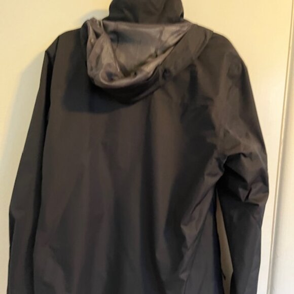 Adidas Climaproof rain jacket - Picture 3 of 4